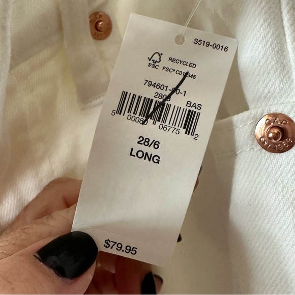 GAP White Ripped Jeans - Picture 7 of 11